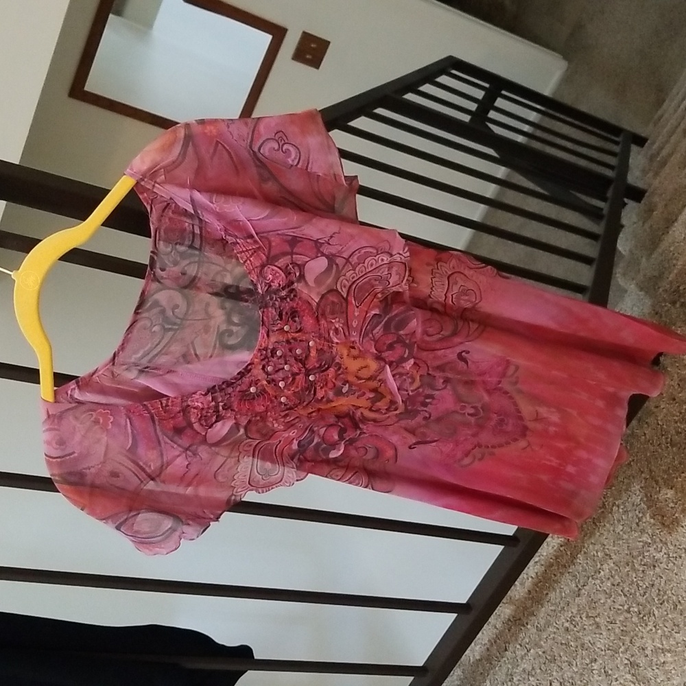 Pink Floral Top - Picture 9 of 9
